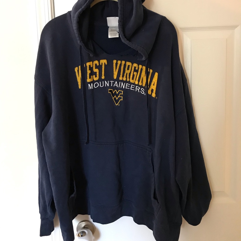 Vintage distressed men’s 2X WVU hoodie